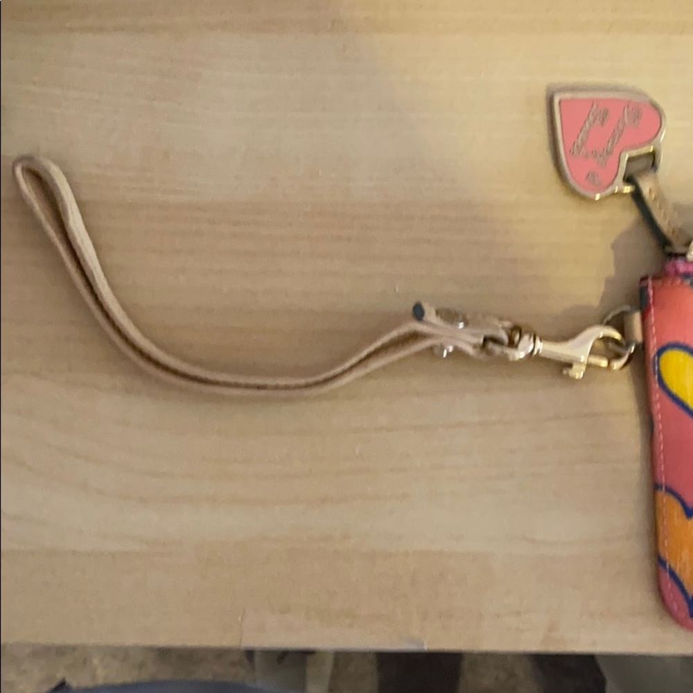 Dooney & Bourke Heart Wristlet - Picture 5 of 6